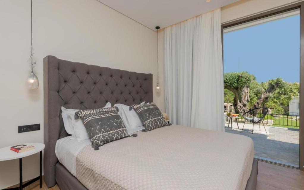 Eptanisos Beachfront Suites Zante Kerí Kültér fotó